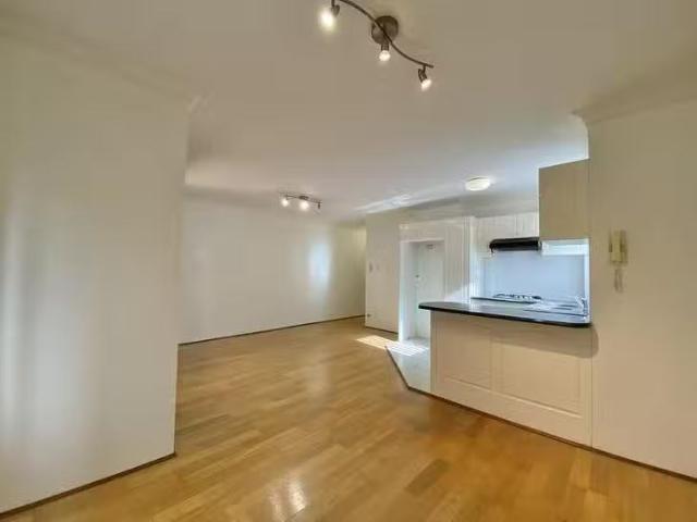 15/8 10 Gloucester Avenue, Burwood, NSW 2134