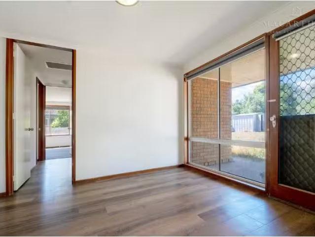 158 Ashmont Avenue, Ashmont House for rent Listed by Leasing.