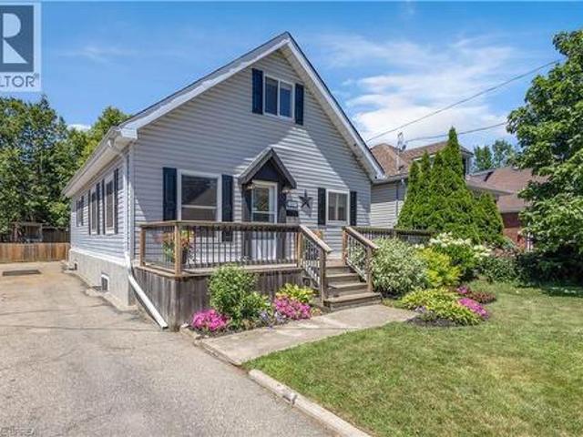 158 Grand Street, Brantford, ON, N3R 4B9 house for sale | Listing ID 40851 | Royal LePage