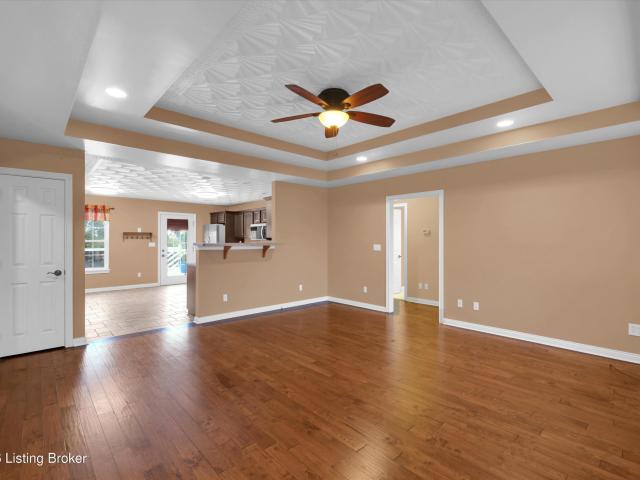 158 Deep Springs Dr