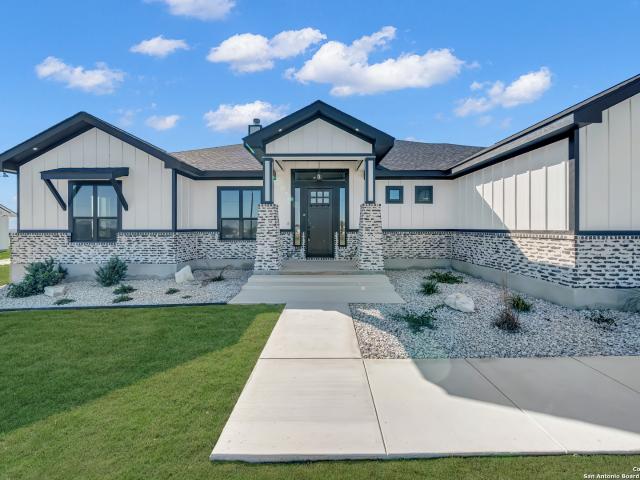 158 Estates Dr, La Vernia, TX 78121 | MLS #1962