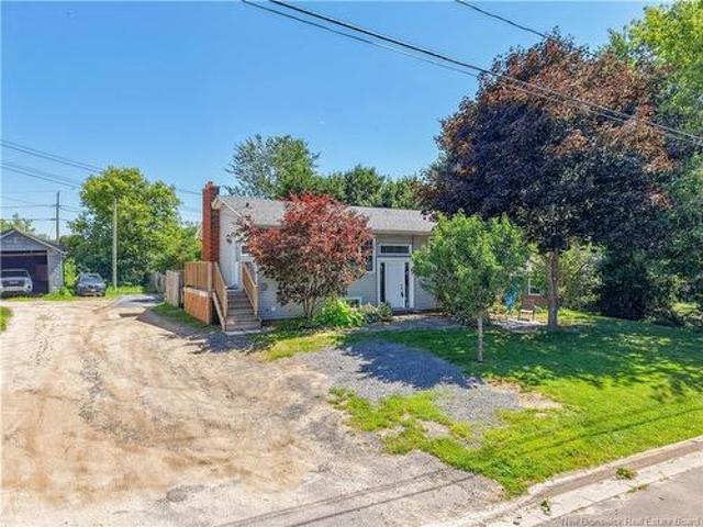 158 Friel St, Fredericton, NB, E3A 2P4 house for sale | Listing ID NB145392 | Royal LePage