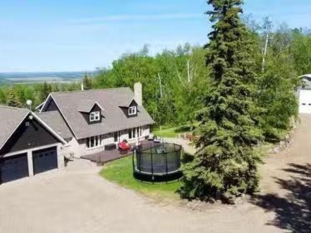 158 Moore Subdivision, Dawson Creek, BC, V1G 4E8 house for s.