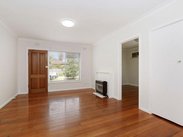 1/58 Northernhay Street, Reservoir VIC 3073