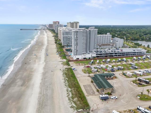 158 Seawatch Dr. 1506