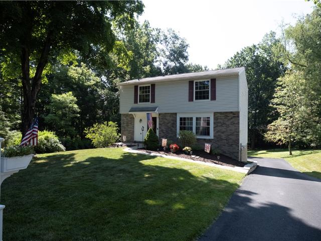158 Squirrel Hollow Road