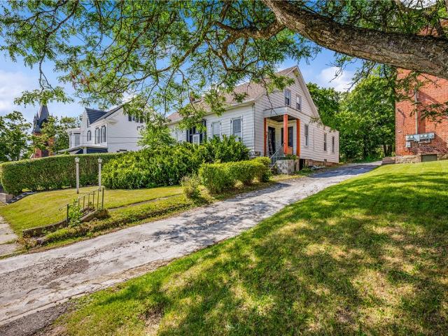 158 W Union Street