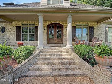 1595 Southern Ridge Trail