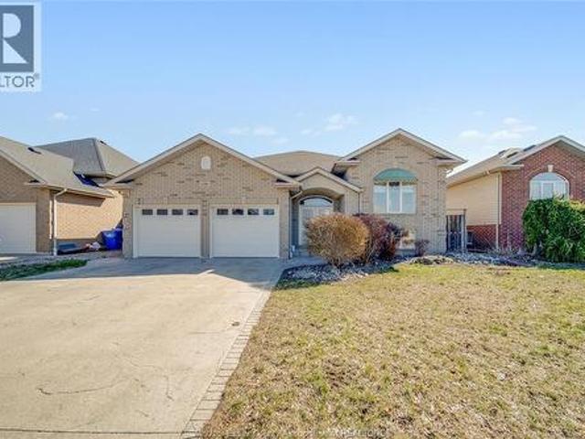1596 Morningstar Avenue, Windsor, ON, N8P 1P9 house for sale | Listing ID 26015 | Royal LePage