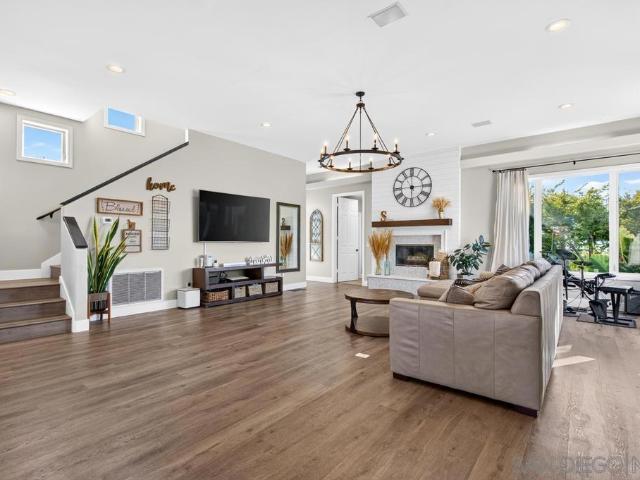 1596 Aldorado Drive