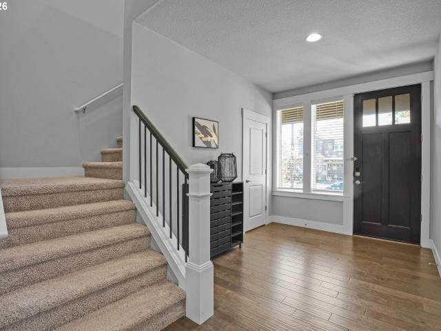 15975 sw wren ln