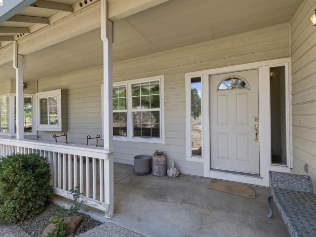 15984 Tomahawk Ct