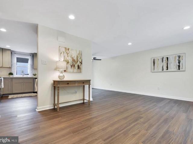 1598 Elmwood Court