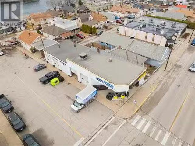 1598 Second Avenue, Trail, BC, V1R 1M4 commercial for lease.
