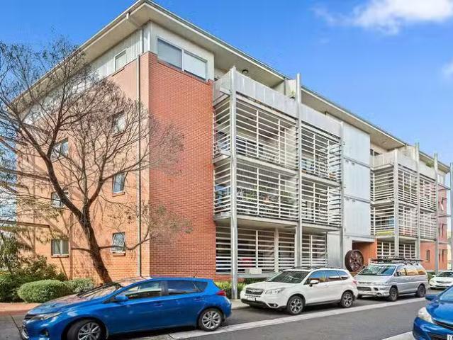 15/99 Brickworks Drive, Brunswick, VIC 3056