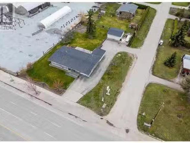 1599 Klo Road Lot# 4, Kelowna, BC, V1W 3P3 house for sale L.