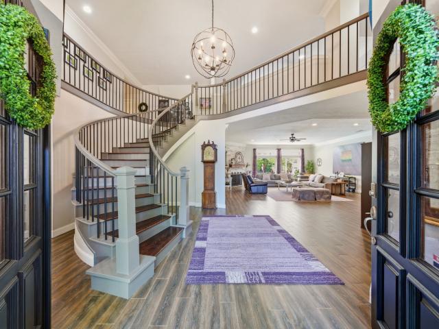 15903 Redwood Place Drive