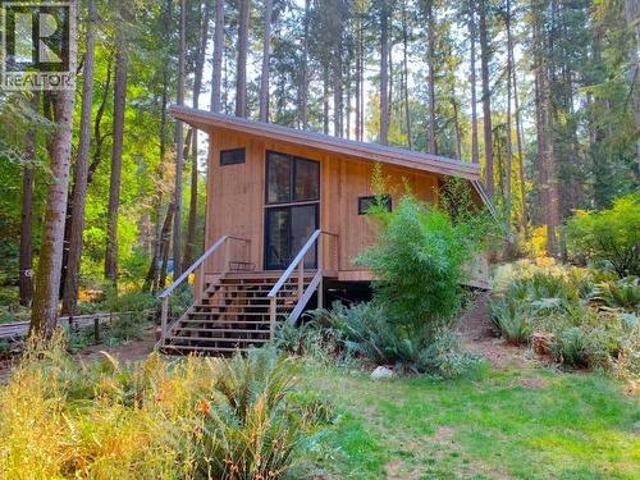 1590/94 Vancouver Blvd, Savary Island, BC, V0N 2G0 house for sale | Listing ID 19601 | Royal LePage