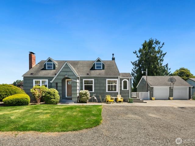 1590 th Avenue NE