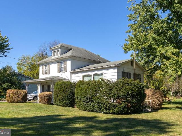1591 Woodstock Lane