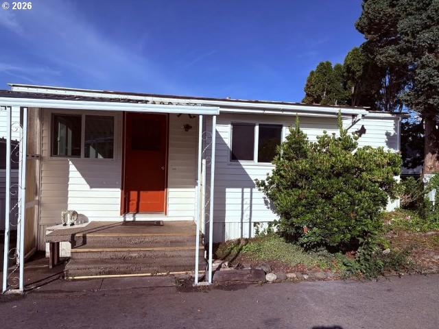 15936 bay view dr