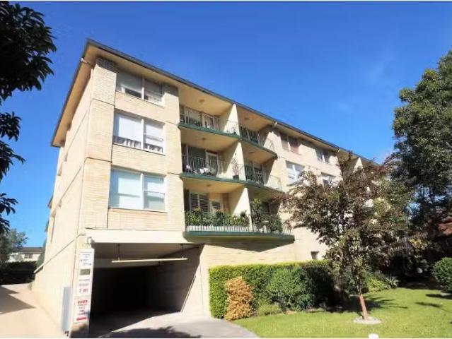 15/93 Avenue Road, Mosman Apartment for rent Listed by Edwina.