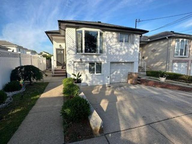 159 1 th St, Howard Beach, NY 11414