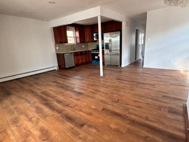 159 4 th Street
