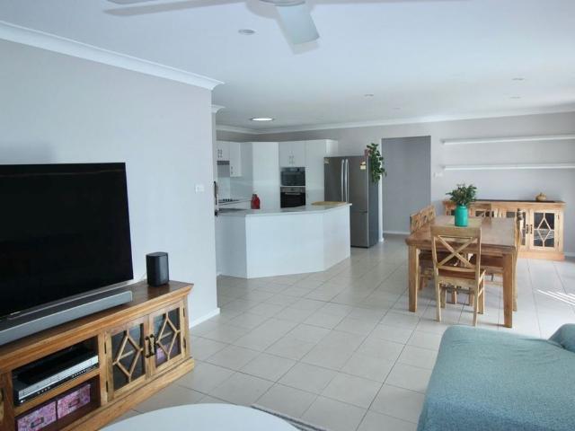 1/59 Churnwood Drive, Fletcher