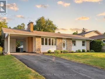 159 Banning Road, Ottawa, ON, K2L 1C5 house for sale | Listing ID X13447 | Royal LePage