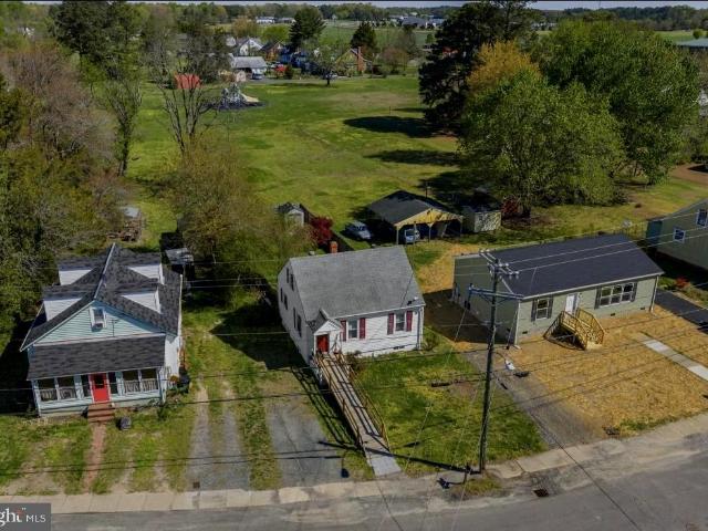 159 Belle Ville Ln, Warsaw, VA 22572 | MLS #VARV2000