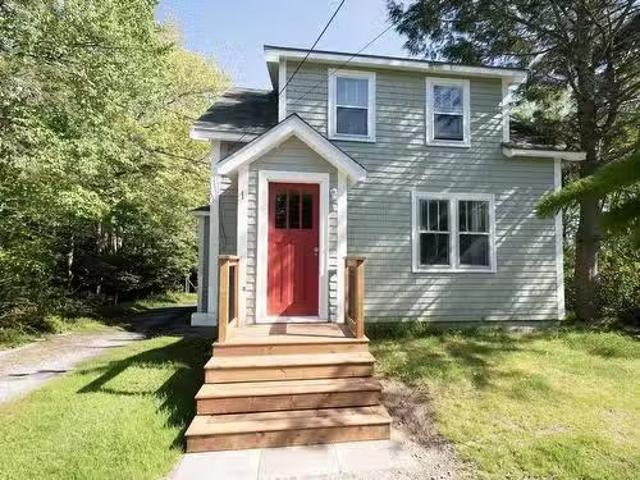 159 King St Street, Shelburne, NS, B0T 1W0 house for sale L.