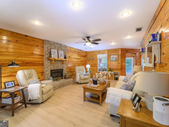 159 Hutchinson Lake Road