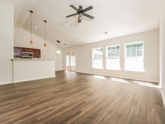 159 Old Tree Road