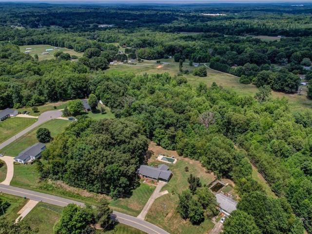 159 Laurell Drive