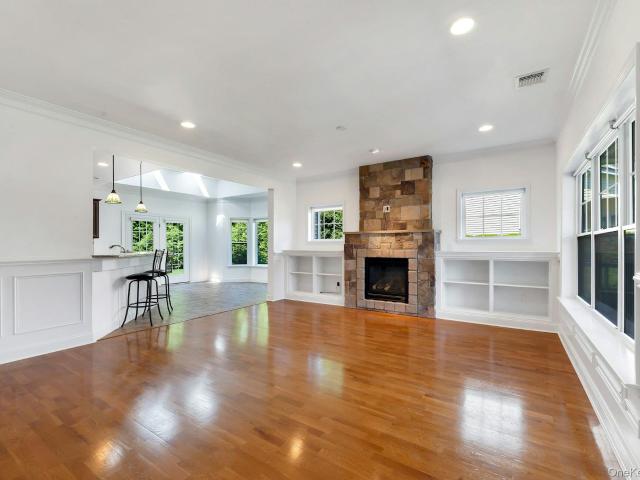 159 Stoneleigh Drive