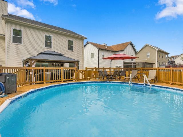 159 Waters Edge Ln