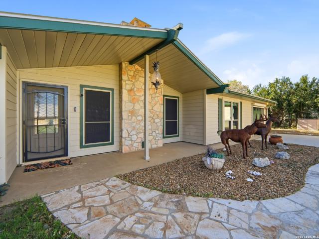 159 Thornton Ln, Lakehills, TX 78063 | MLS #4983