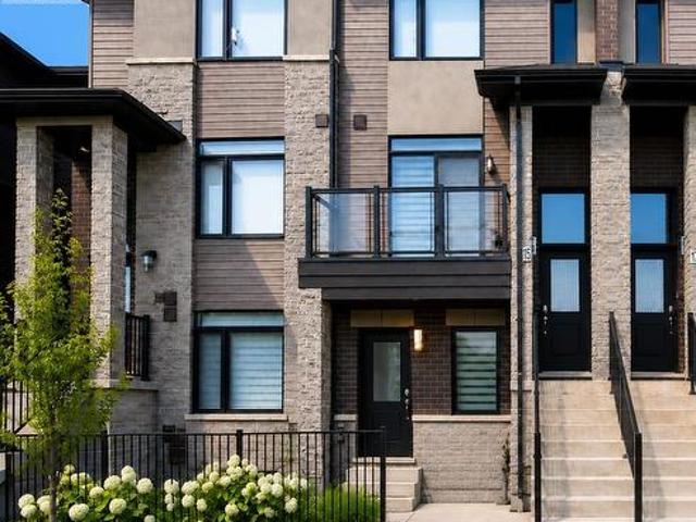 15 590 North Service Road, Hamilton, ON, L8E 0K5 townhouse for sale | Listing ID X13619 | Royal LePage