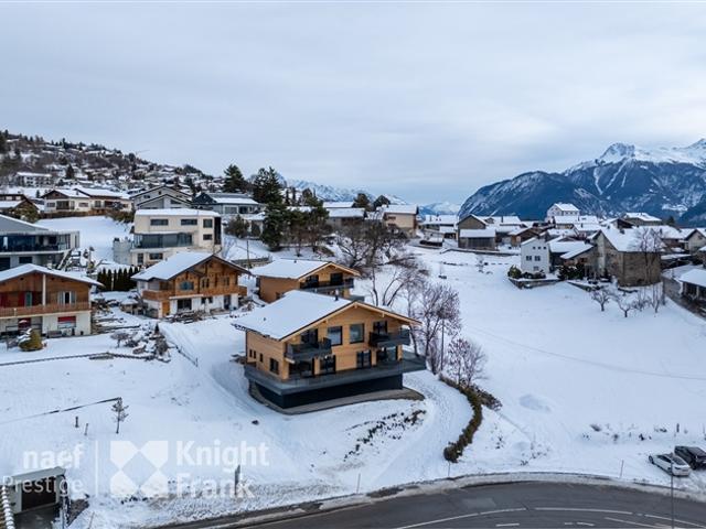 15.5 Room chalet