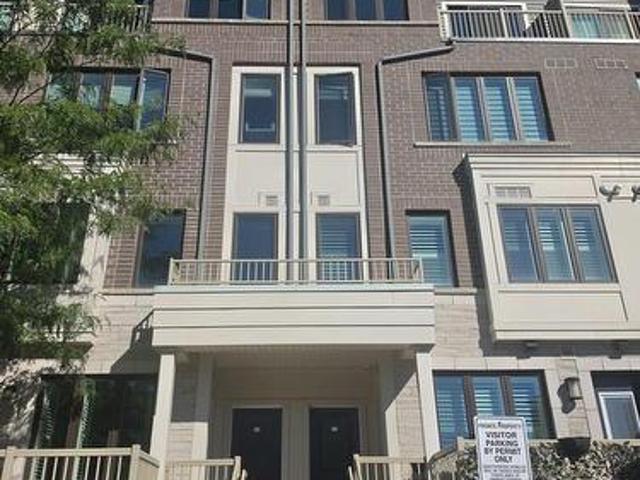 15 95 Eastwood Park Garden, Toronto, ON, M8W 0B9 townhouse for sale | Listing ID W13864 | Royal LePage