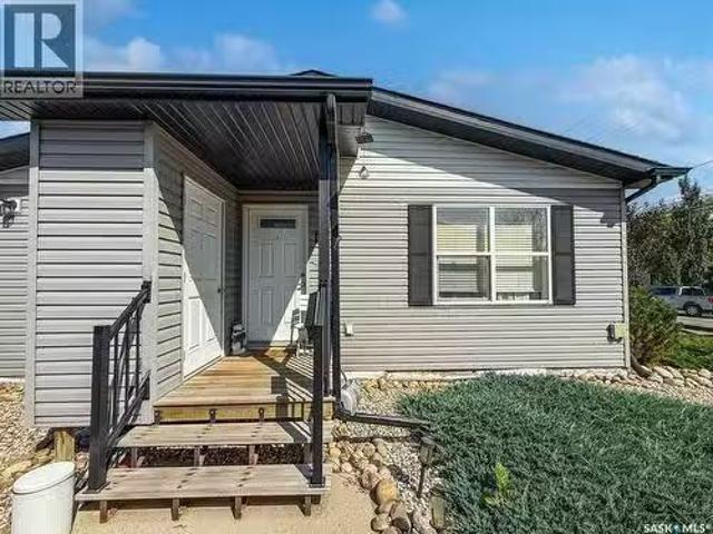 15 1275 South Railway Street E, Swift Current, SK, S9H 5P3 s.
