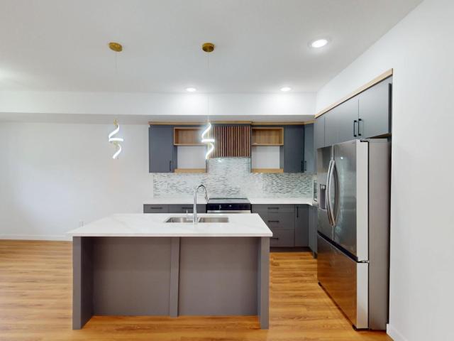 15 130 Hawks Ridge Boulevard NW 3 Beds Condo for Rent