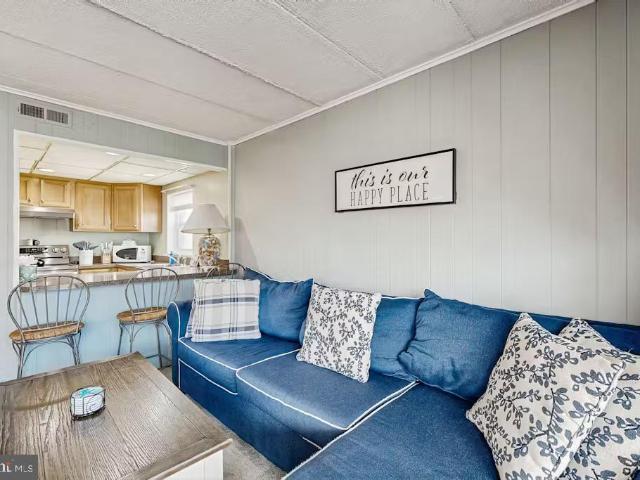 15 143Rd Street # 302