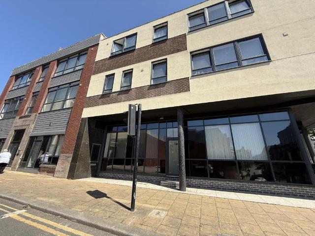 15 21 Doncaster Gate, Rotherham S65 1 bed flat to rent £650 pcm £150 pw