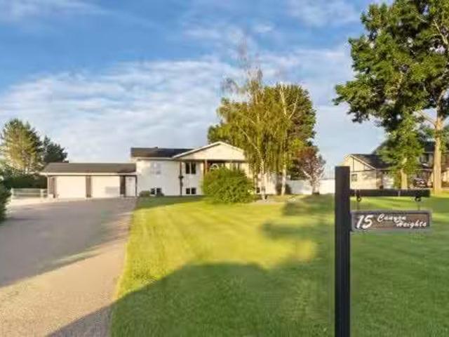 15 26534 Township Road 384, Rural Red Deer County, AB, T4E 1A1.