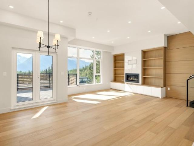 15 3407 Mamquam Road, Squamish, BC, V8B 1E4 townhouse for sale | Listing ID R3166 | Royal LePage
