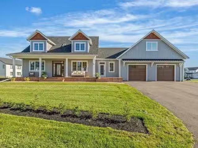 15 Tannery Court, Charlottetown, PE, C1E 3M3 house for sale.