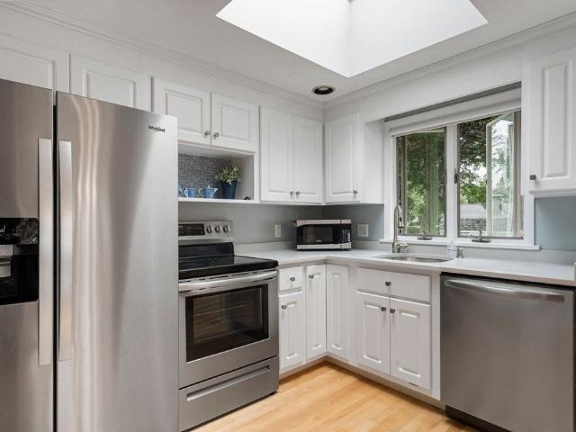 15 Temple Rd. Waltham, US, MA