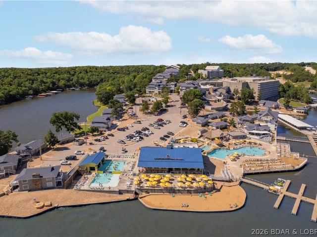 15 Top Deck Court